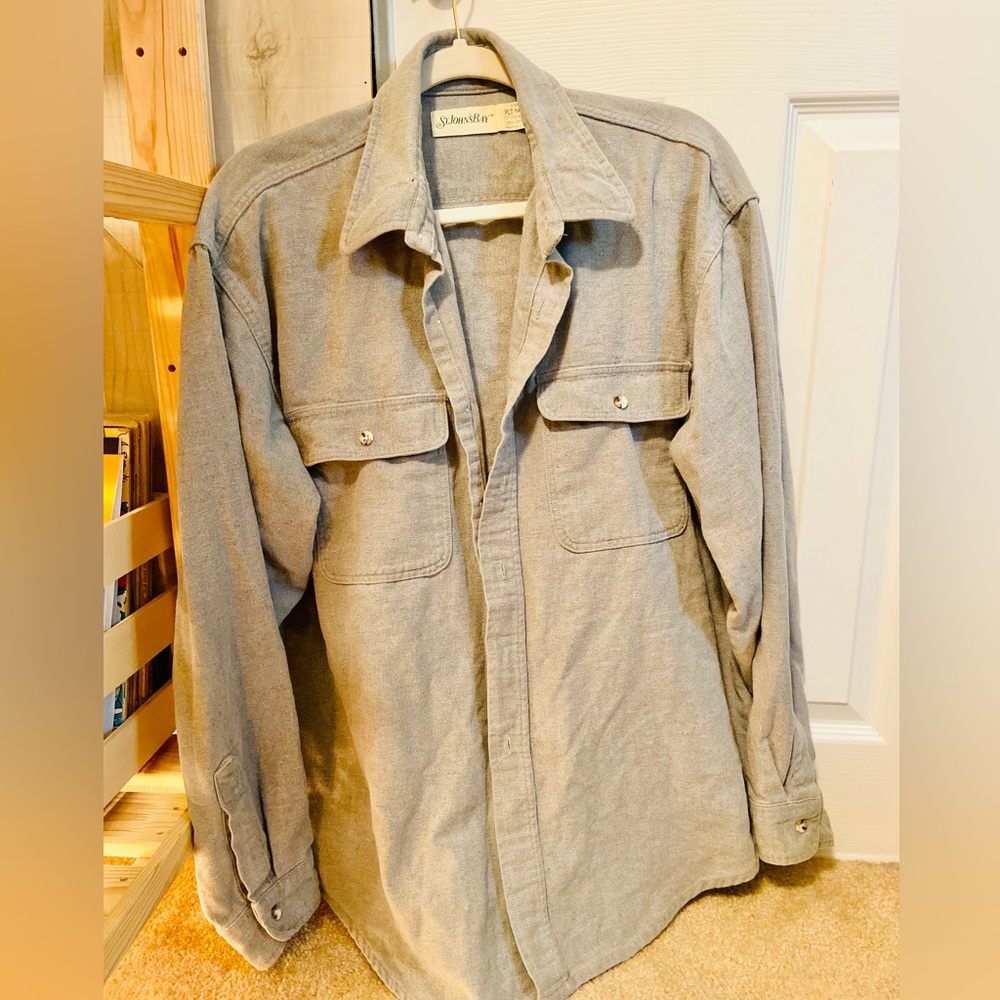 St. John’s Bay Men’s Long Sleeved Shirt